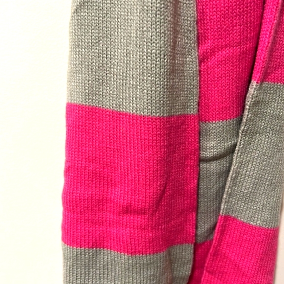 Nwot knit infinity scarf - Picture 6 of 7